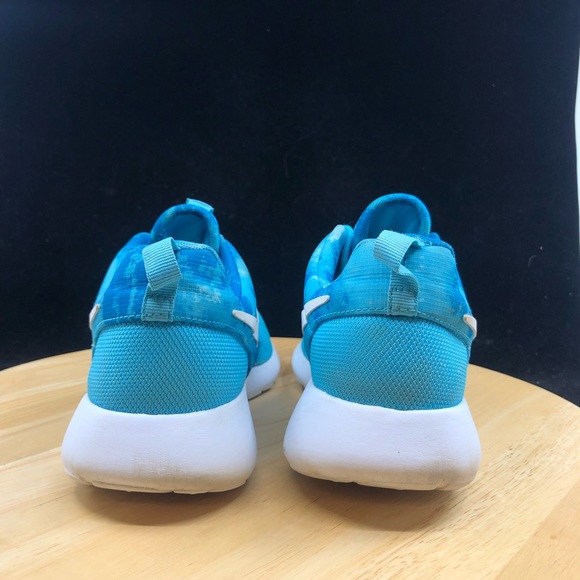 Nike Womens Rosherun Print Clearwater 599432-414 White/Dark Electric Blue Sz 8.5 - Picture 6 of 10